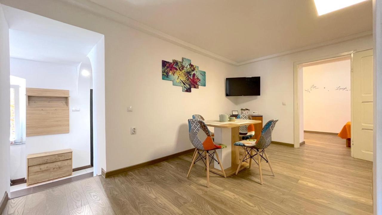 Well Prettyplaces Apartment 001 Брашов Екстер'єр фото