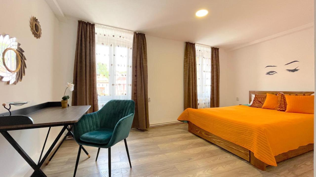 Well Prettyplaces Apartment 001 Брашов Екстер'єр фото